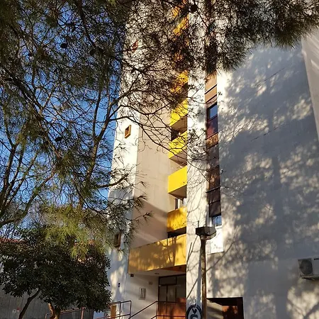 アパート Jadranka