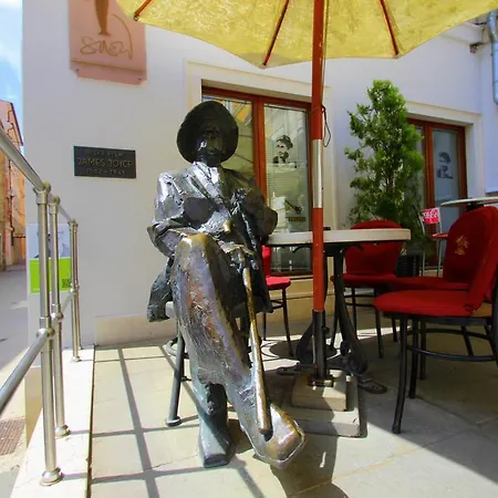 アパート Jadranka